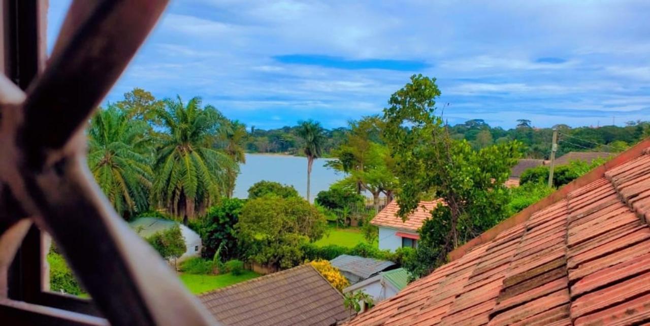 La Feve Beach Bed And Breakfast Hotel Entebbe Exterior photo